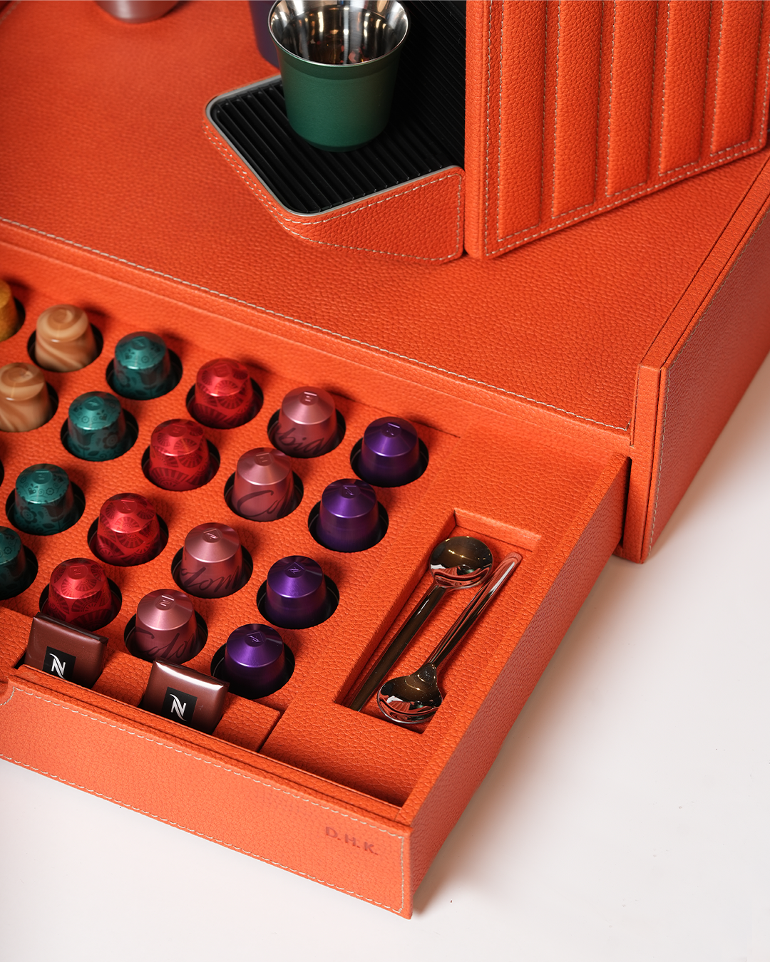 Coffee Machine with Accessories