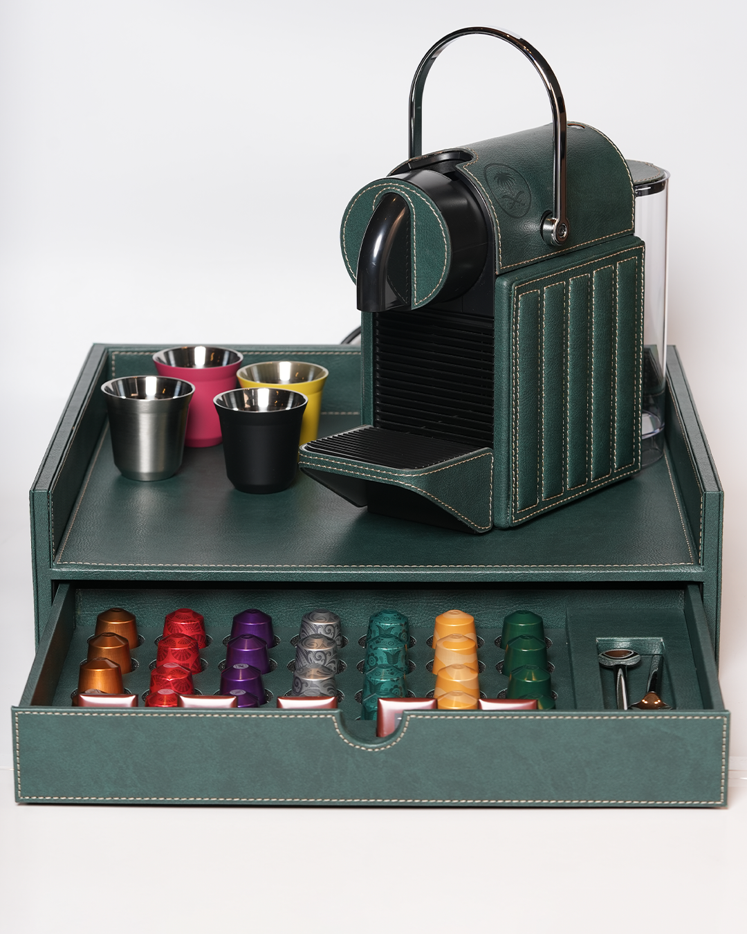 Coffee Machine with Accessories