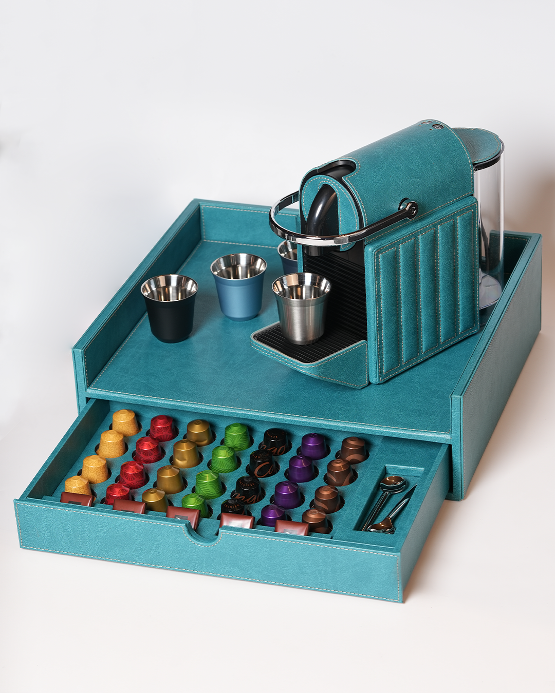 Coffee Machine with Accessories