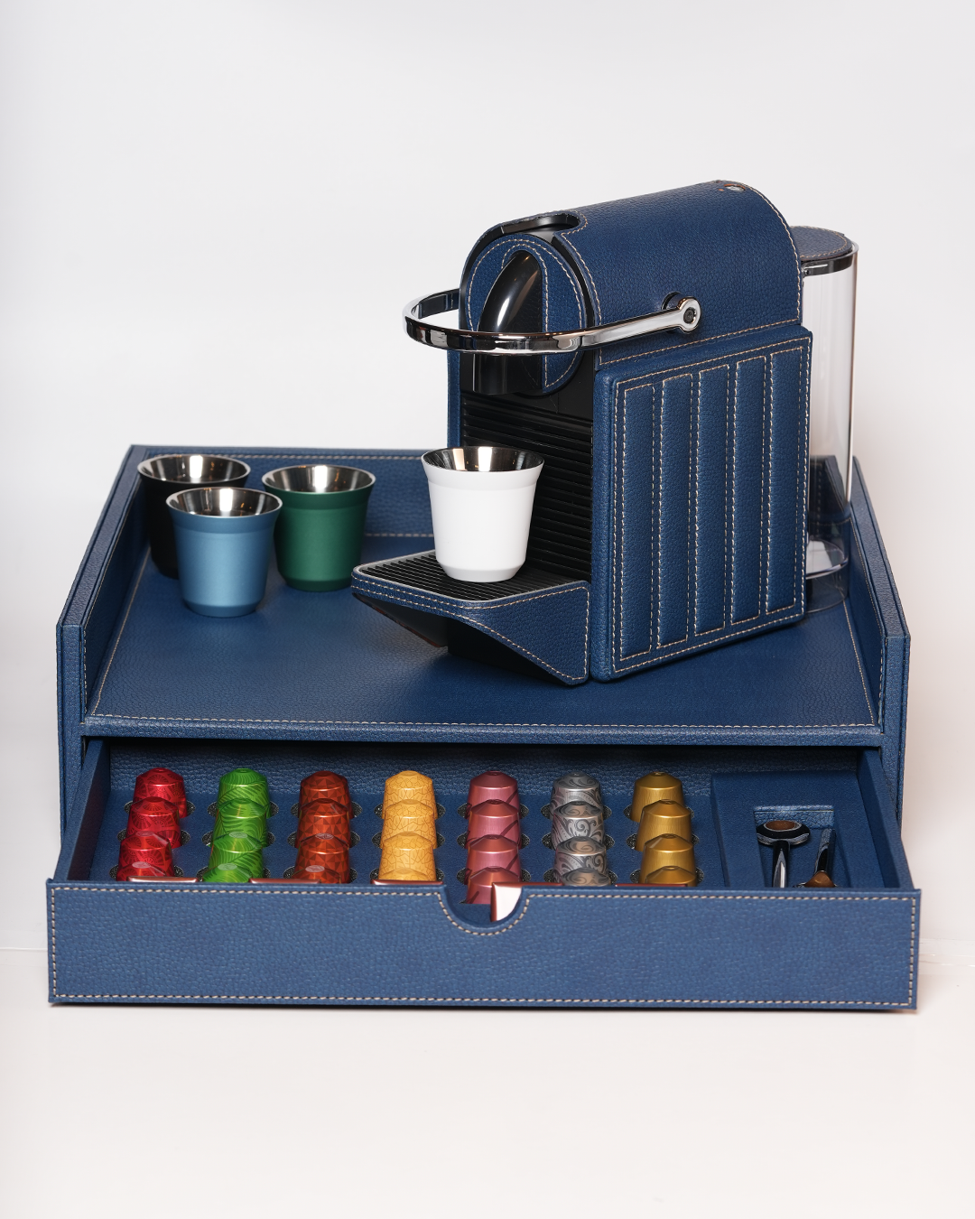 Coffee Machine with Accessories